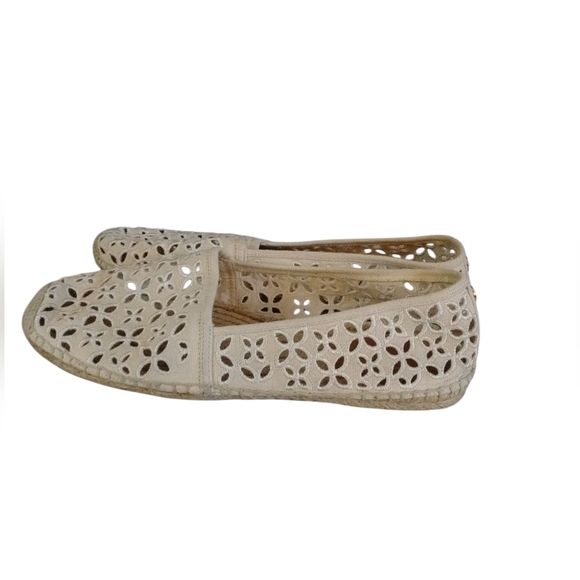 Michael Kors Cream Cut Out Espadrille Flats Size 8.5-9 - Picture 6 of 11